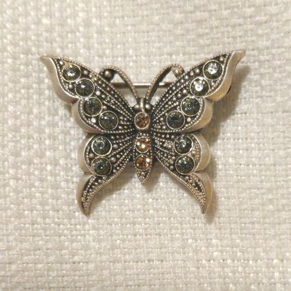 La Vie Parisienne Jewelry - La Vie Parisienne Vintage Small Butterfly Brooch